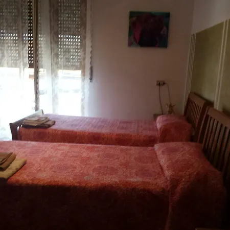 La Via Per Milano Guest house *